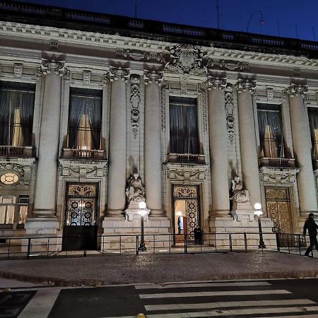 Ensolarado E Espacoso Quarto/Sala No Coracao De Poa ポルト・アレグレ エクステリア 写真