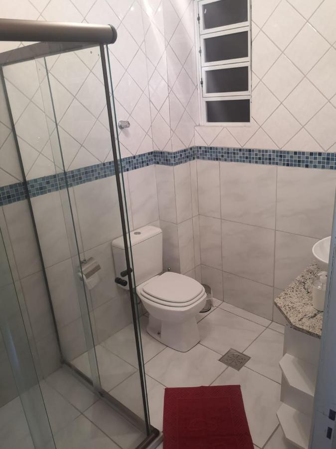 Ensolarado E Espacoso Quarto/Sala No Coracao De Poa ポルト・アレグレ エクステリア 写真